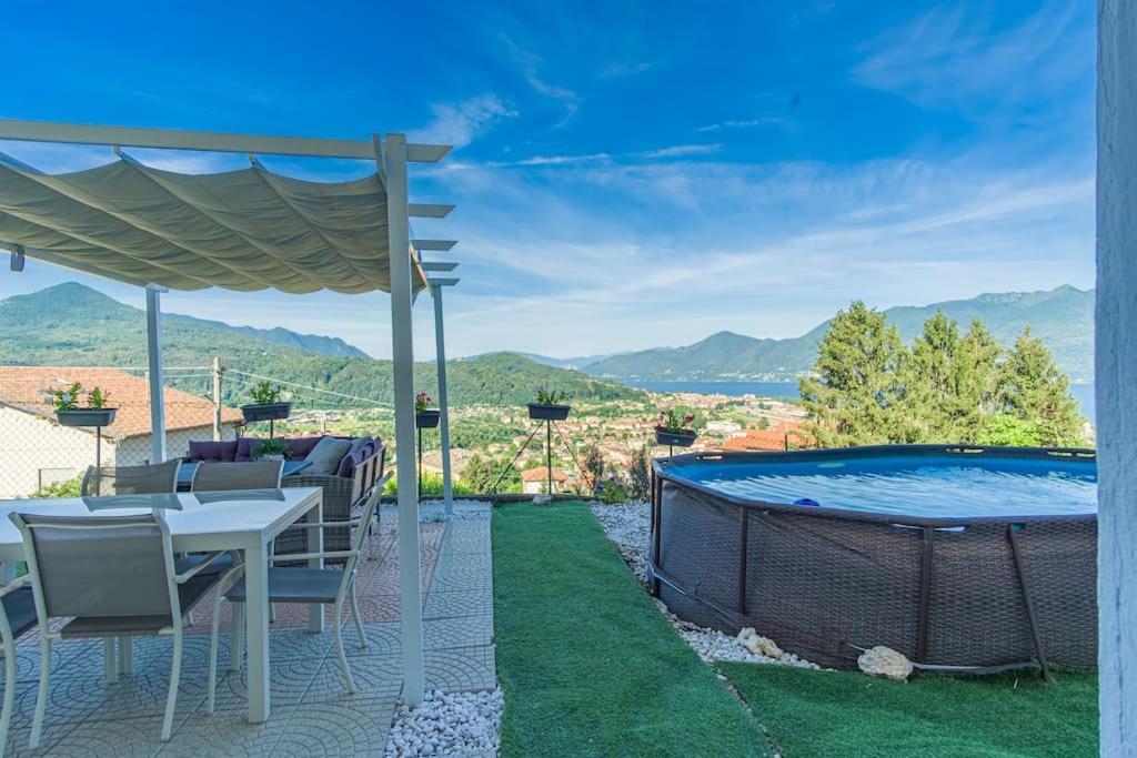 Villa Vicolo Dei Fiori à Luino Extérieur photo