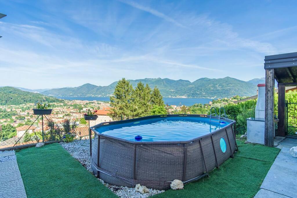 Villa Vicolo Dei Fiori à Luino Extérieur photo